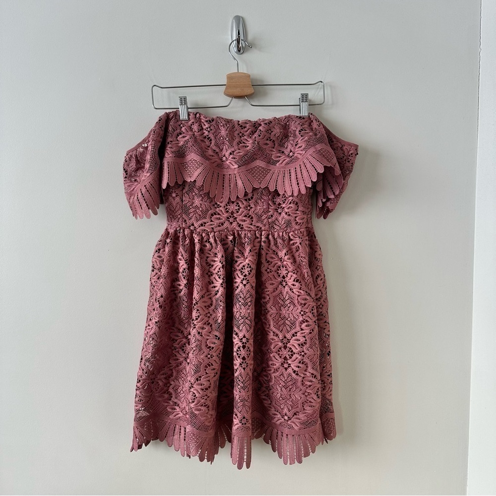 Lovers & Friends “Mauve Lace Off Shoulder Spring/Summer Wedding Guest Mini Dress - Picture 3 of 9